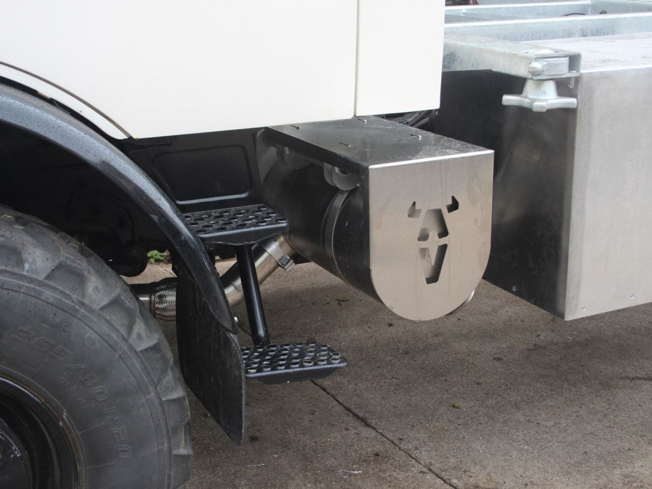 Compact Stainless Steel Exhaust