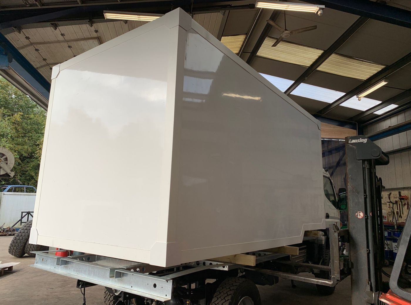 Mitsubishi Canter Expedition Project