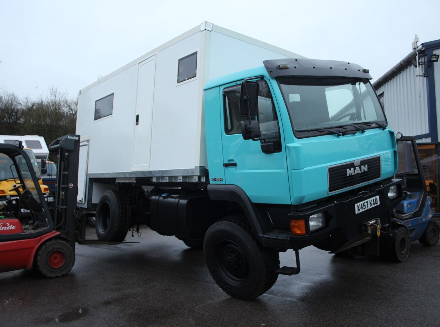 MAN 10.244 Expedition Build