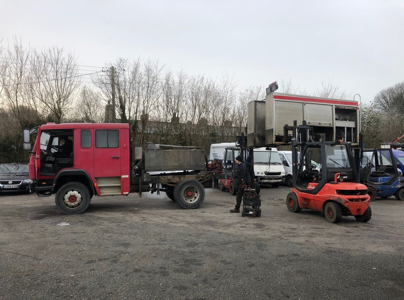 Mercedes 1124AF Expedition Truck